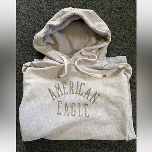 American Eagle Heather Gray Pullover